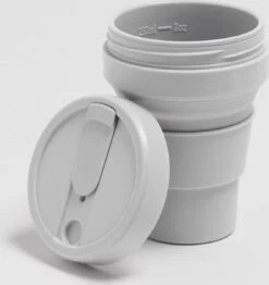 STOJO - Opvouwbare Beker - To Go - Grijs - 237ml - Herbruikbaar -Serviesselectie Winkel 1132x1200