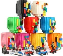 Merkloos Build On Brick Mug - Licht Blauw - 350 Ml - Bouw Je Eigen Mok Met Bouwsteentjes - BPA Vrije Drinkbeker Cadeau Voor Kinderen Of Volwassenen - Koffie Thee Limonade Of Andere Dranken - Pennenbeker - Creatief Accessoire Voor Op Bureau -HnD -Serviesselectie Winkel 1200x1062