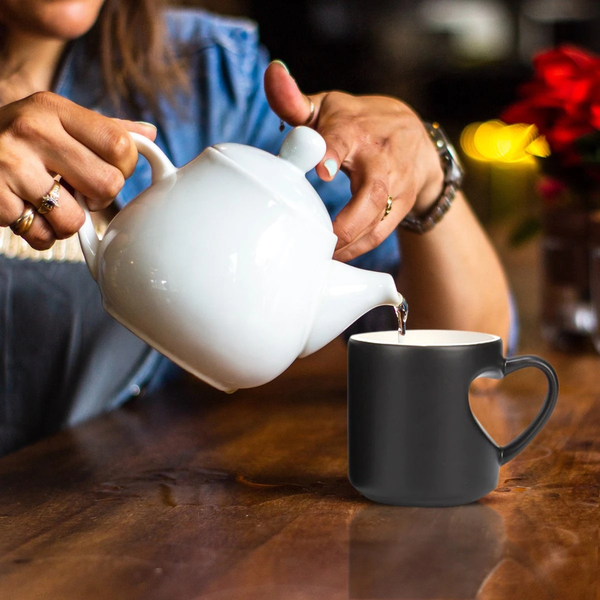 Malinsi Hart Mok - Hitte Kleur Veranderende Glazen - Zwart 330ml - Liefde Mokken - Koffie En Thee Beker - Theeglazen - Koffiebeker - Koffiemok - Hartjes Koffiekopjes - Cadeau Voor Man & Vrouw 2 Malinsi Hart Mok - Hitte Kleur Veranderende Glazen - Zwart 330ml - Liefde Mokken - Koffie En Thee Beker - Theeglazen - Koffiebeker - Koffiemok - Hartjes Koffiekopjes - Cadeau Voor Man & Vrouw - Afbeelding 2