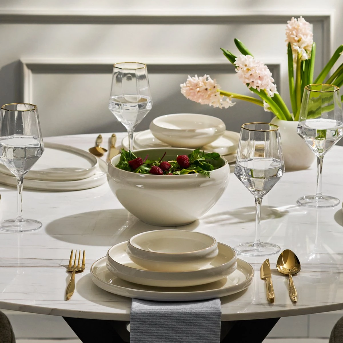 Karaca -Streamline- Sunset Gold -59-delig Porseleinen Servies Voor 12 Personen 5 Karaca -Streamline- Sunset Gold -59-delig Porseleinen Servies Voor 12 Personen - Afbeelding 5