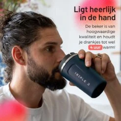Triple J® Koffiebeker To Go - Thermosbeker - BPA & Lekvrij - 380ml - Blauw 9 Triple J® Koffiebeker To Go - Thermosbeker - BPA & Lekvrij - 380ml - Blauw -Serviesselectie Winkel 1200x1200 670