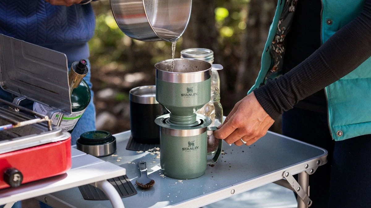 Stanley The Legendary Camp Mug 0,35L - Beker - Hammertone Green 12 Stanley The Legendary Camp Mug 0,35L - Beker - Hammertone Green - Afbeelding 12