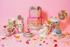 Blond Amsterdam Unicorn Mok - Made With Magic - 350 Ml -Serviesselectie Winkel 1200x800 75