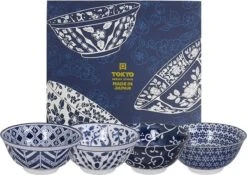 Tokyo Desig Studio - Mixed Bowls - Blue Designs - 15x7 Cm, 550 Ml - Set Van 4 Kommen In Luxe Geschenkdoos