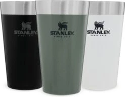 Stanley The Stacking Beer Pint 0,47l - Beker - Hammertone Green -Serviesselectie Winkel 1200x930 6