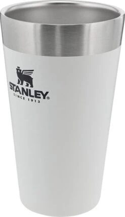 Stanley The Stacking Beer Pint 0,47l - Beker - Hammertone Green -Serviesselectie Winkel 692x1200 1