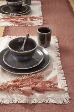 Mica Decorations Tabo Serviesset 4 Persoons - Zwart -Serviesselectie Winkel 800x1200